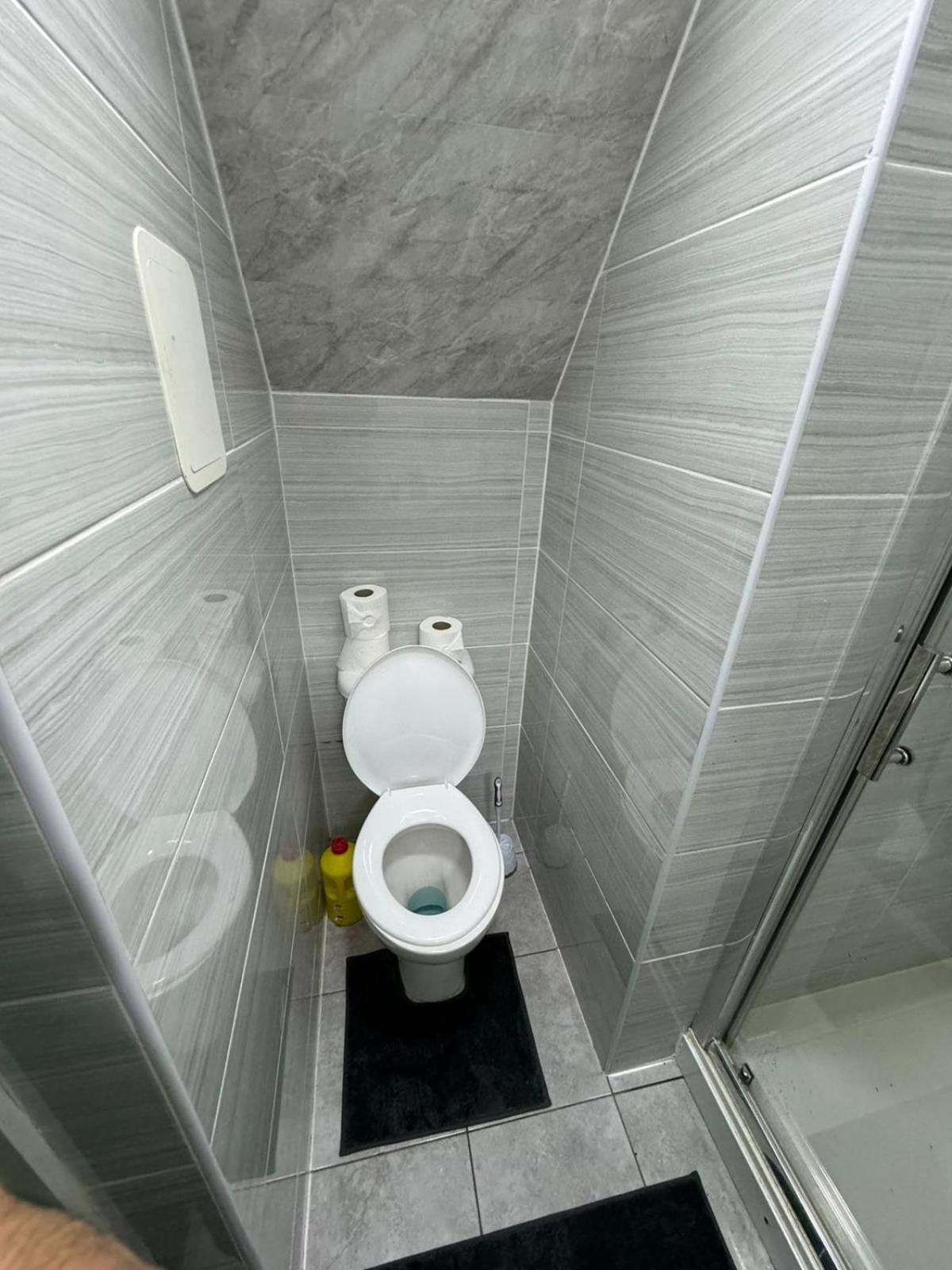 Deluxe Ensuite Double Room With Ensuite كوفنتري المظهر الخارجي الصورة